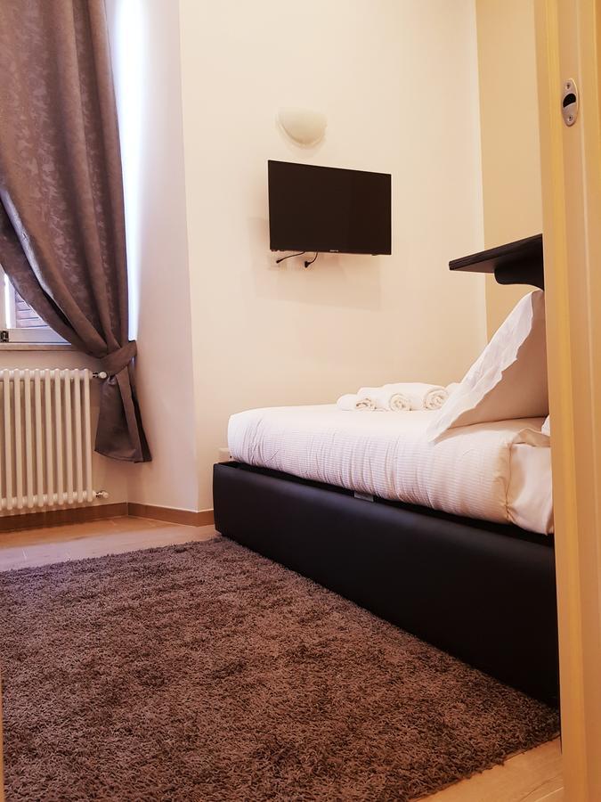 Cairoli Rooms Rome Exterior photo